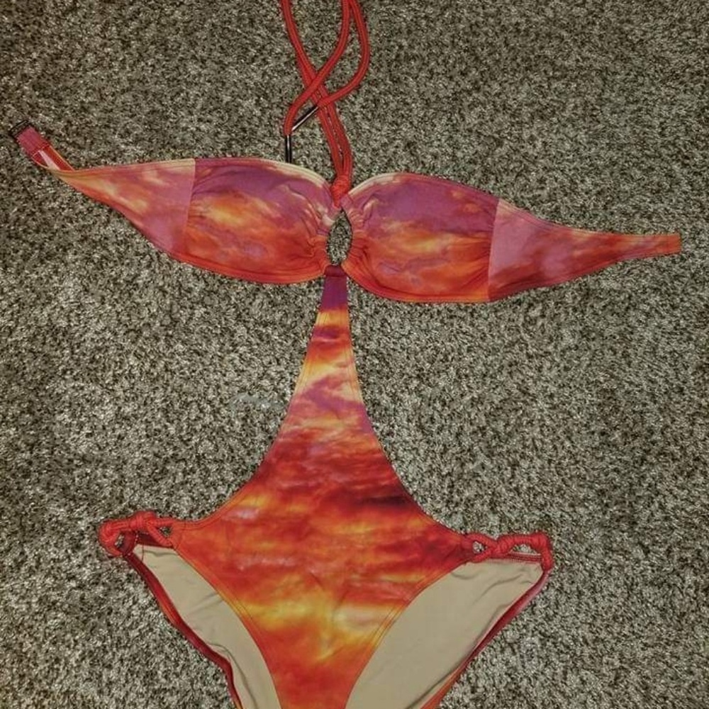 Victoria Secret tankini